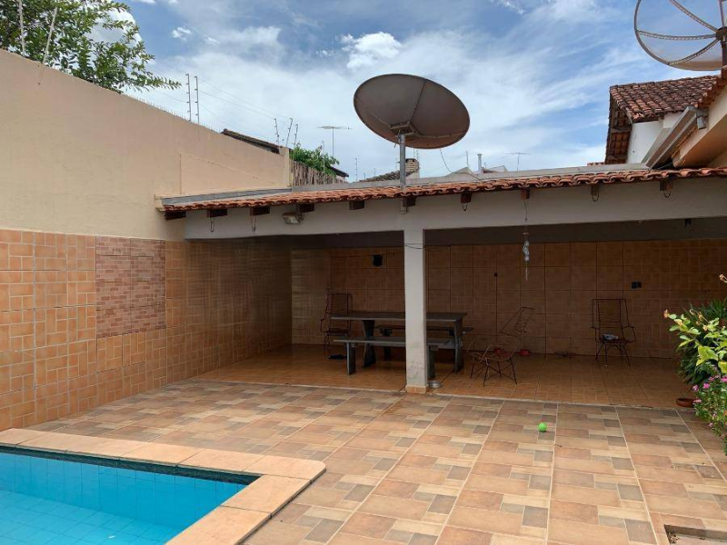 Casa - Cuiabá - MT, localizado em Cuiabá - MT, bairro Jardim Itália