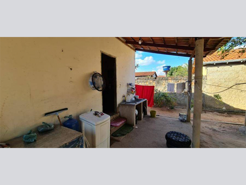 Casa - Urucuia - MG, localizado em Urucuia - MG, bairro Rutilante