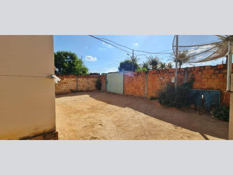 Casa - Urucuia - MG, localizado em Urucuia - MG, bairro Rutilante