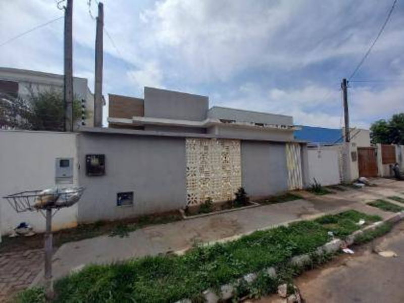 Casa - Nova Mutum - MT, localizado em Nova Mutum - MT, bairro Lírios do Campo Ii