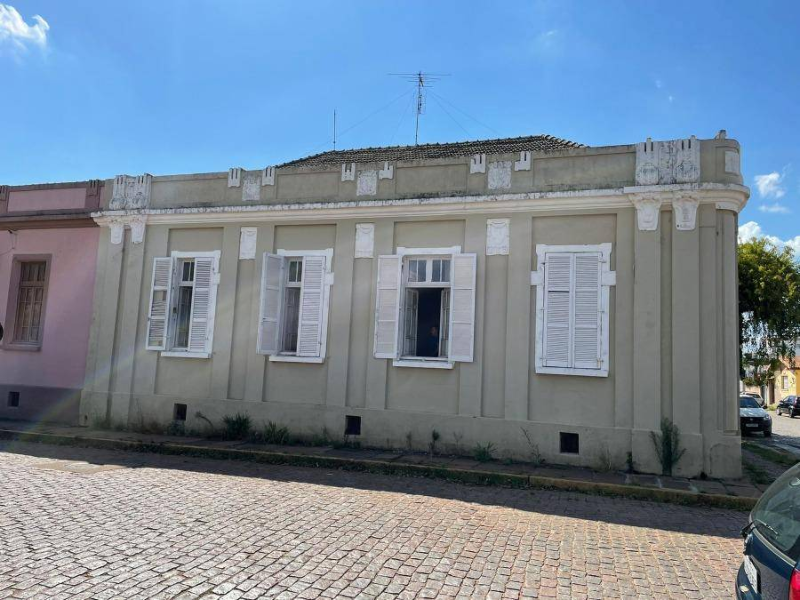 Casa - Cachoeira do Sul - RS, localizado em Cachoeira Do Sul - RS, bairro Centro