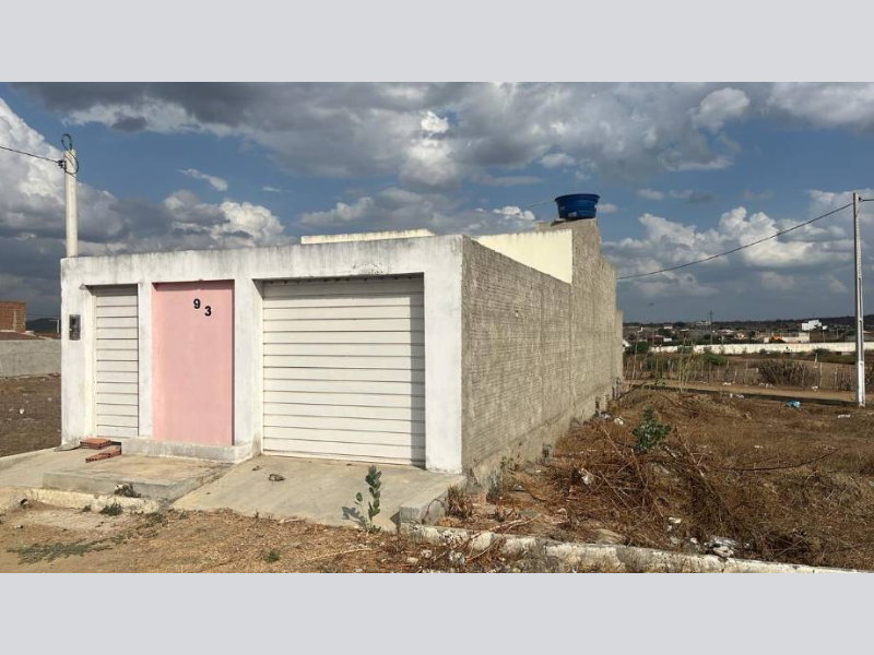Casa - Brejo da Madre de Deus - PE, localizado em Brejo Da Madre De Deus - PE, bairro São Domingos