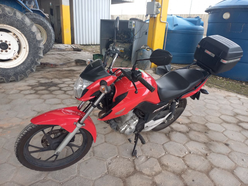 Honda CG 2023 em leilão