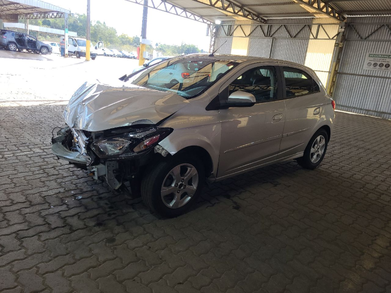 Chevrolet Onix 2019 em leilão