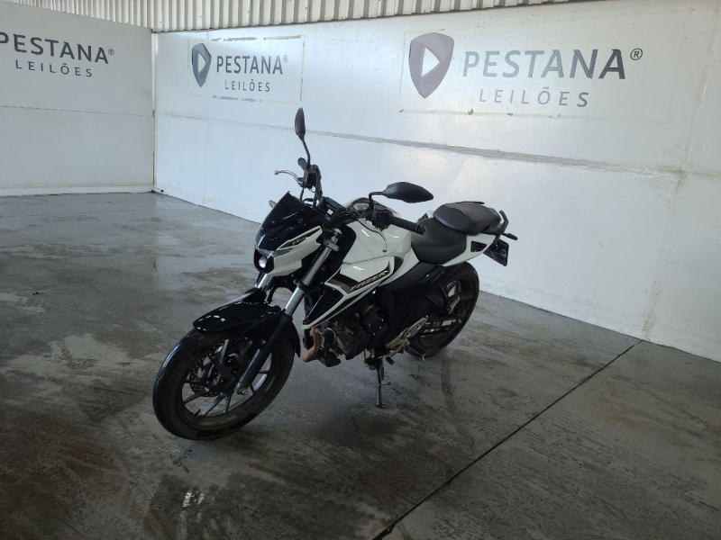 Yamaha Fz25 2026 em leilão