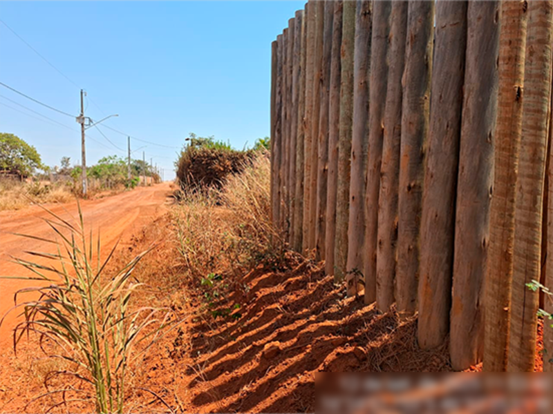 Terreno - Unaí - MG, localizado em Unaí - MG, bairro Mansões do Parque