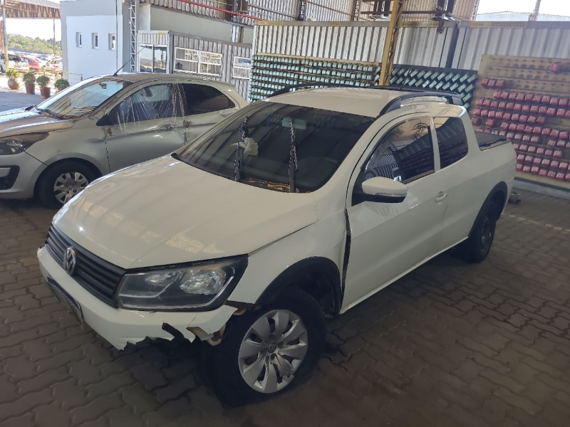 Volkswagen Nova Saveiro 2017 em leilão