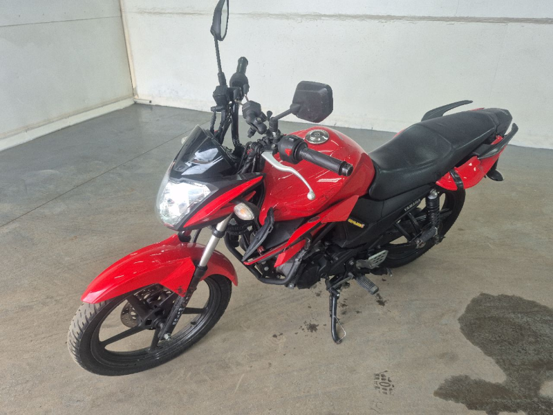 Yamaha Ys150 2024 em leilão