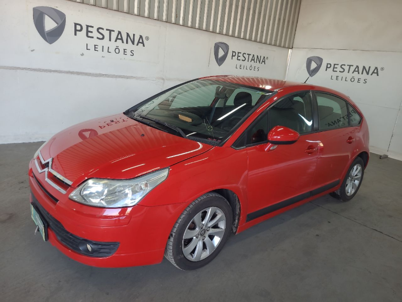 CITROËN C4 2013 em leilão