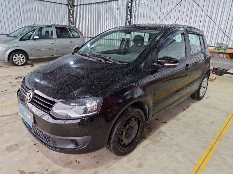 Volkswagen Fox 2014 em leilão