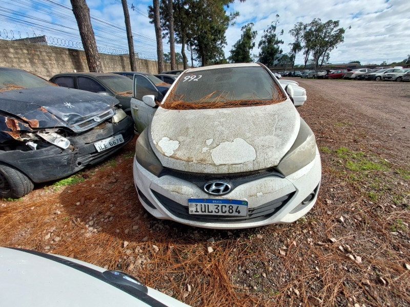 Hyundai Hb20s 2014 em leilão