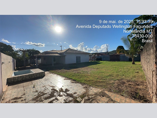 Casa e terreno - Nortelândia - MT