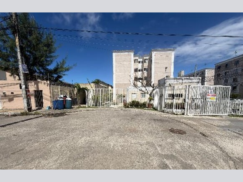 Apartamento em Leilão em Camaçari / BA - 192900