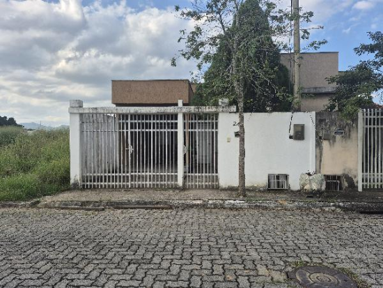 Casa em leilão em Porto Real