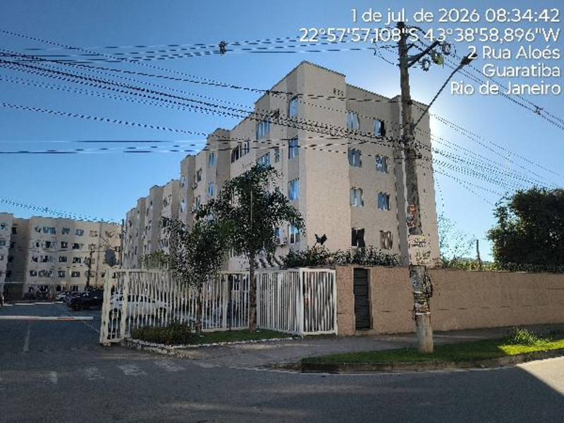 Foto de Apartamento em leilão no bairro Guaratiba em Rio De Janeiro - RJ