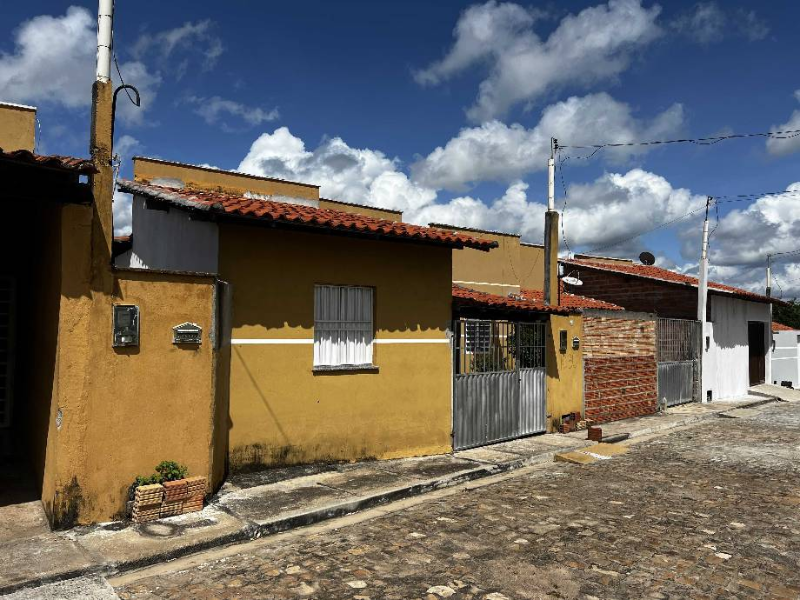Casa - Cabeceiras do Piauí - PI, localizado em Cabeceiras Do Piauí - PI, bairro Centro