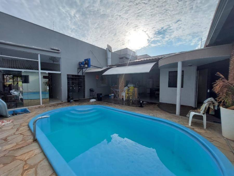 Casa - Lucas do Rio Verde - MT, localizado em Lucas Do Rio Verde - MT, bairro Jardim Primaveras
