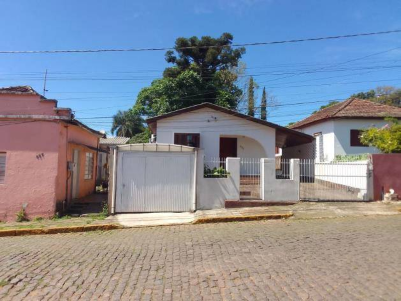 Casa - Cachoeira do Sul - RS, localizado em Cachoeira Do Sul - RS, bairro Carvalho