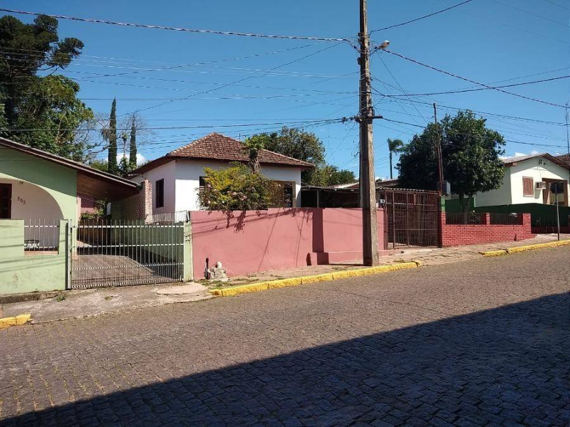 Casa - Cachoeira do Sul - RS, localizado em Cachoeira Do Sul - RS, bairro Carvalho