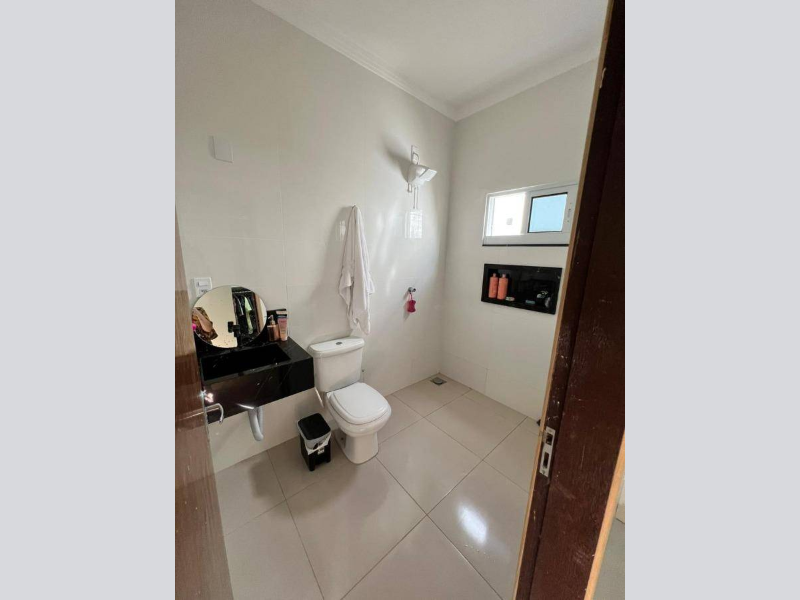 Casa - Unaí - MG, localizado em Unaí - MG, bairro Loteamento Curva do Rio