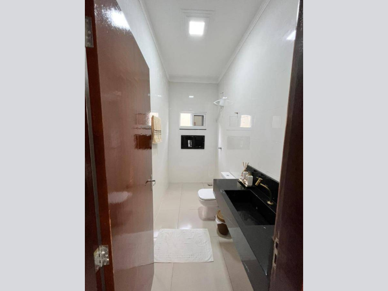Casa - Unaí - MG, localizado em Unaí - MG, bairro Loteamento Curva do Rio
