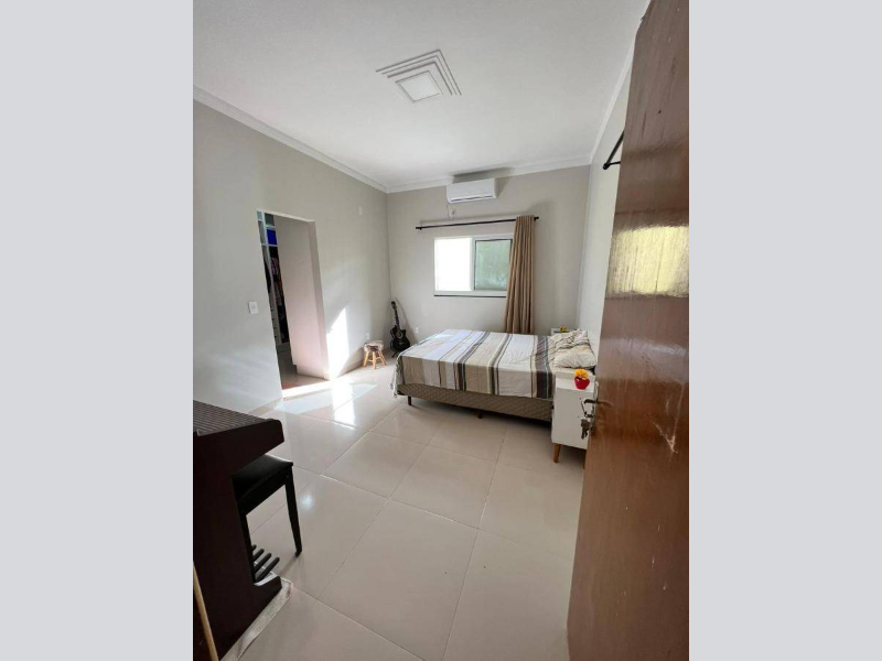Casa - Unaí - MG, localizado em Unaí - MG, bairro Loteamento Curva do Rio