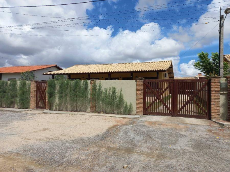 Casa - Gravatá - PE, localizado em Gravatá - PE, bairro Loteamento Estradaâncias de Gravatá