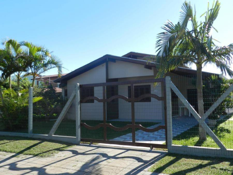 Casa - Capão da Canoa - RS, localizado em Capão Da Canoa - RS, bairro Praia da Conceição
