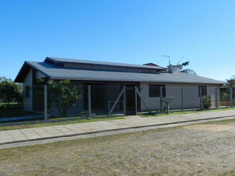 Casa - Capão da Canoa - RS, localizado em Capão Da Canoa - RS, bairro Praia da Conceição