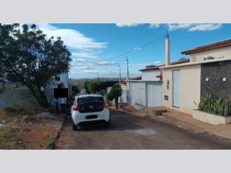 Casa - Ibiassucê - BA, localizado em Ibiassucê - BA, bairro Alto do Cruzeiro