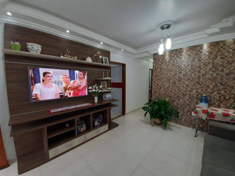 Imagem do imóvel Casa - Campos Dos Goytacazes - RJ