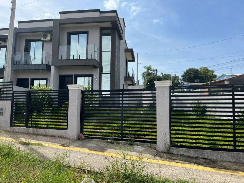 Casa - Gravataí - RS, localizado em Gravataí - RS, bairro Bom Principio