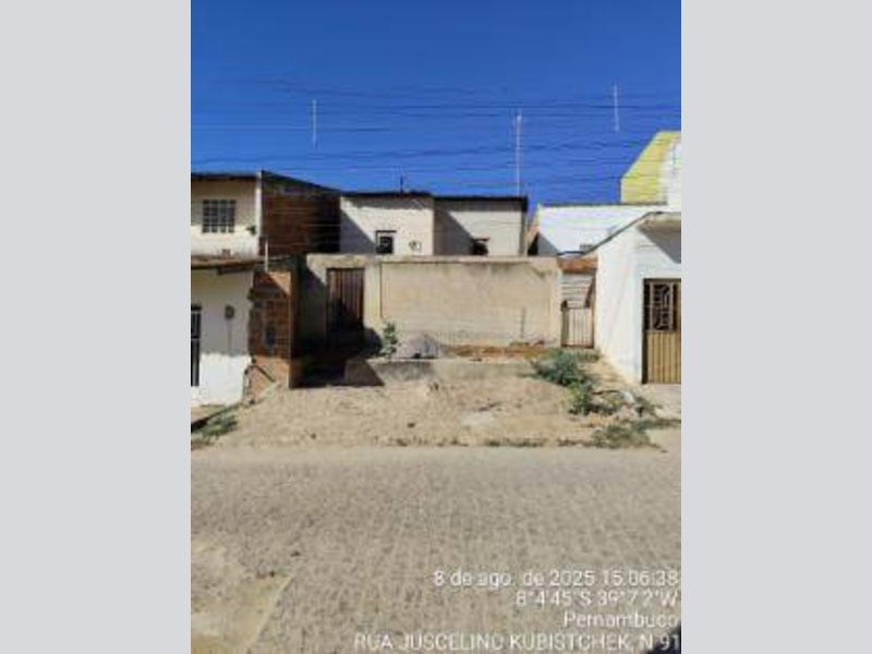 Casa - Salgueiro - PE, localizado em Salgueiro - PE, bairro Santa Margarida