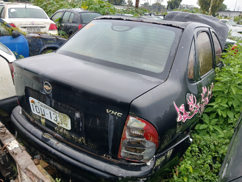 Chevrolet Classic 2008 em leilão
