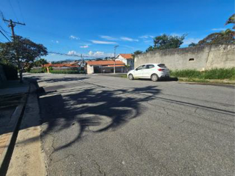 Casa - Atibaia - SP, localizado em Atibaia - SP, bairro Vila Santista