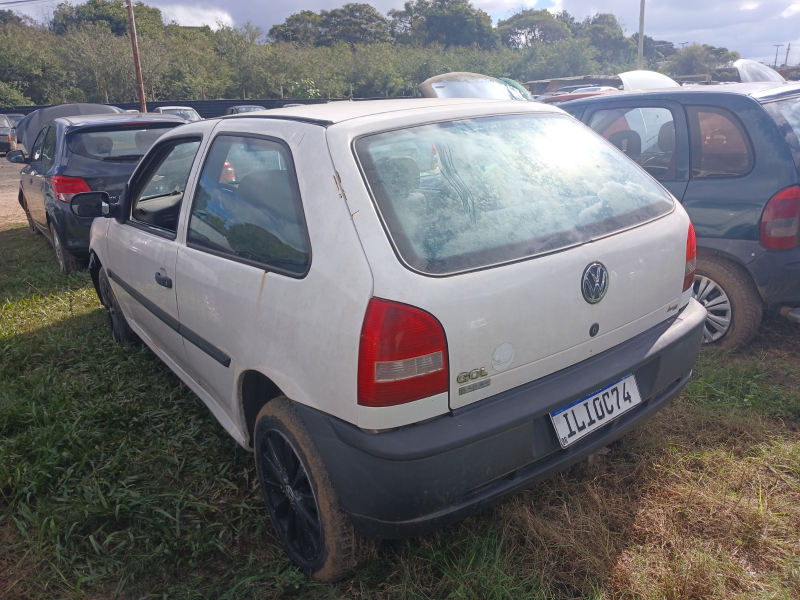 Volkswagen Gol 2003 em leilão