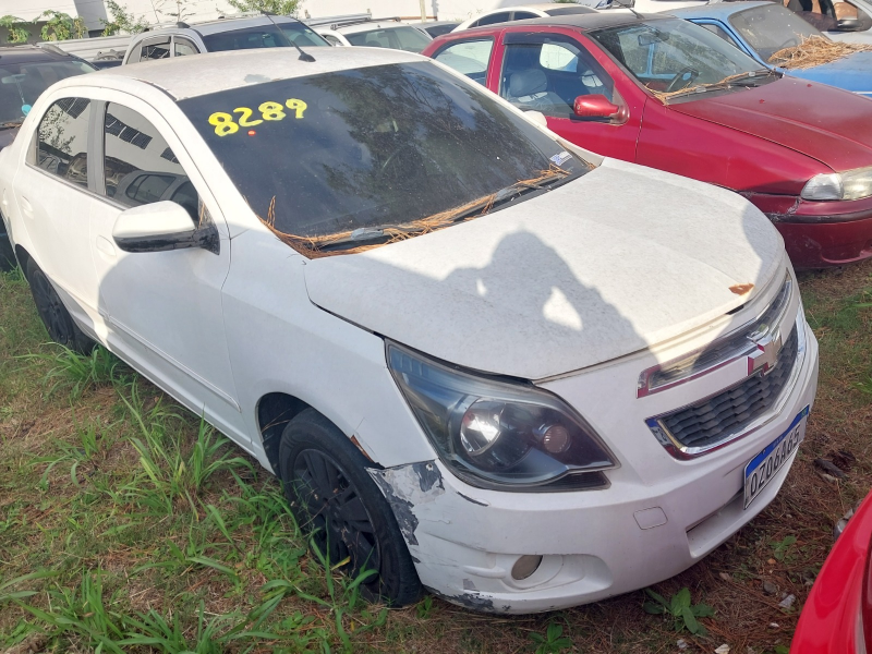 Chevrolet Cobalt 2015 em leilão