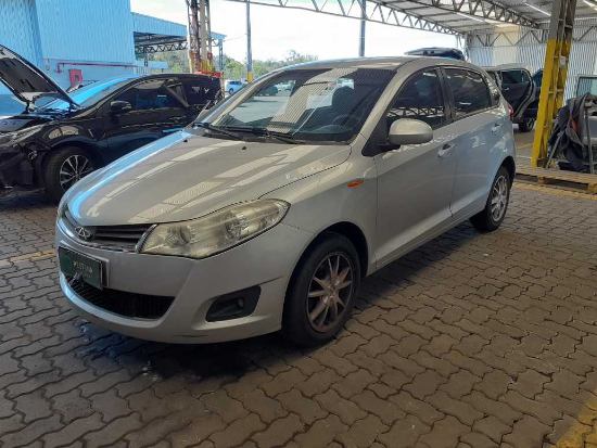 Lote contendo múltiplos bens