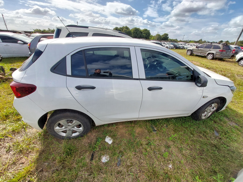 Chevrolet Onix 2020 em leilão
