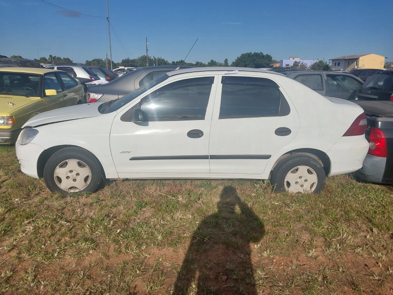 Chevrolet Prisma 2008 em leilão