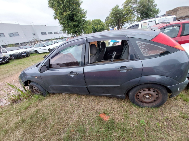 Ford Focus 2002 em leilão