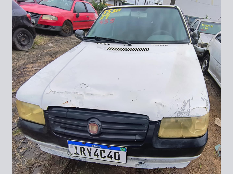 Fiat Uno 2012 em leilão
