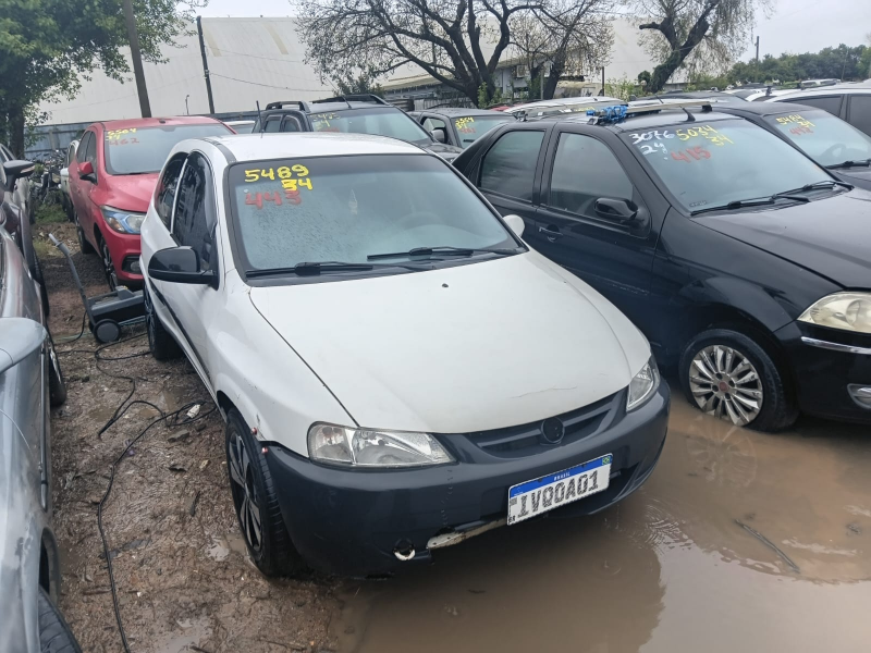 Chevrolet Celta 2002 em leilão