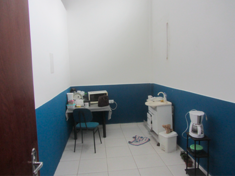 Prédio - Matinhos - PR, localizado em Matinhos - PR, bairro Mesquita