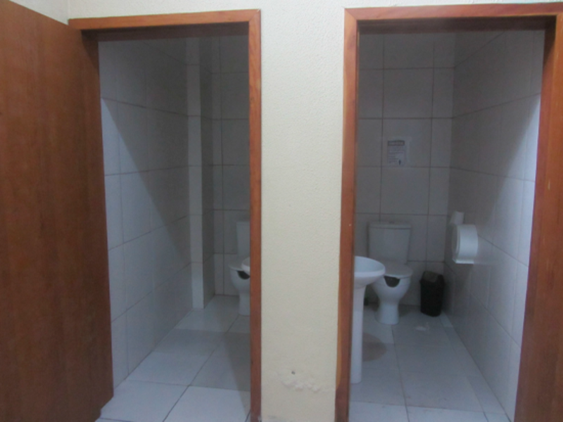 Prédio - Matinhos - PR, localizado em Matinhos - PR, bairro Mesquita