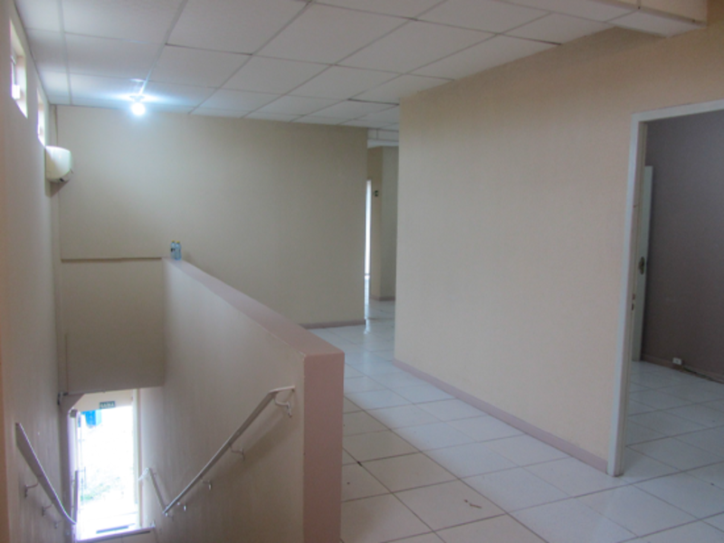 Prédio - Matinhos - PR, localizado em Matinhos - PR, bairro Mesquita