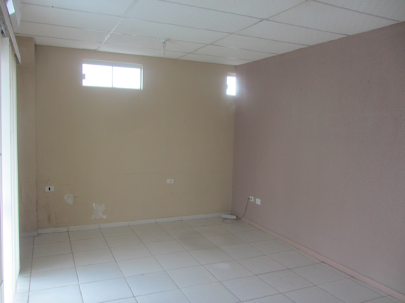 Prédio - Matinhos - PR, localizado em Matinhos - PR, bairro Mesquita