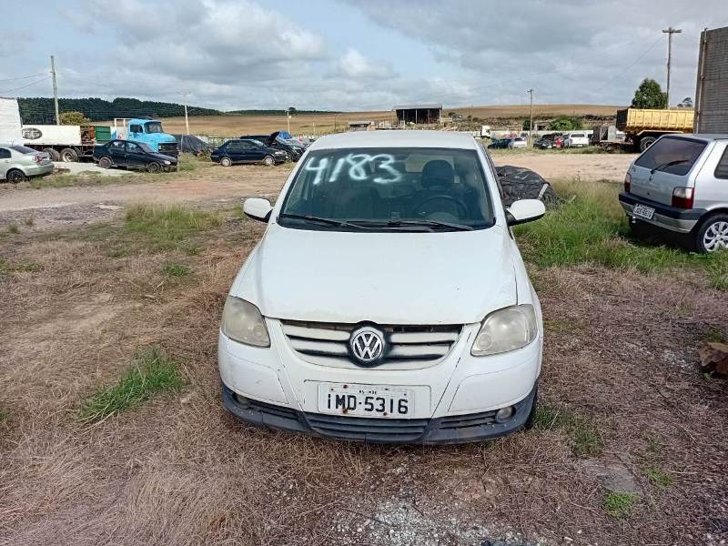 Volkswagen Fox 2005 em leilão