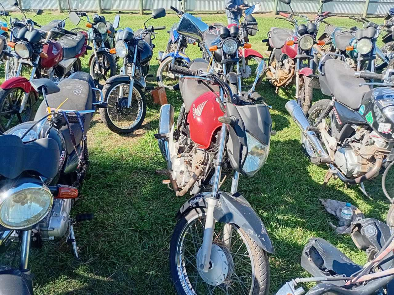 Honda CG 2024 em leilão