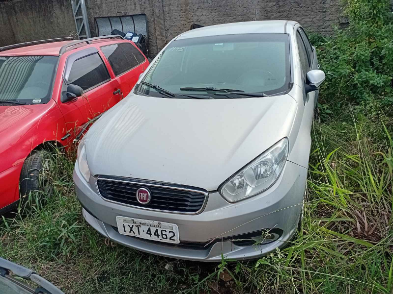 Fiat Siena 2017 em leilão